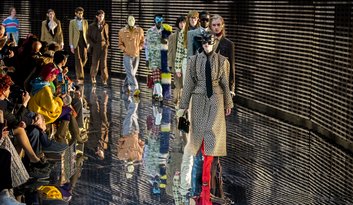 تابعي مباشرة عرض مجموعة Gucci لخريف وشتاء 2021
