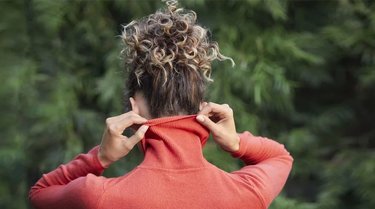 سريحة Loose Curly Updo.jpg