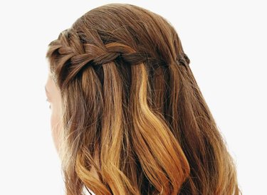 تسريحة Waterfall braid.jpg