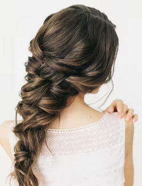 تسريحة Chic Layered Braid.jpg