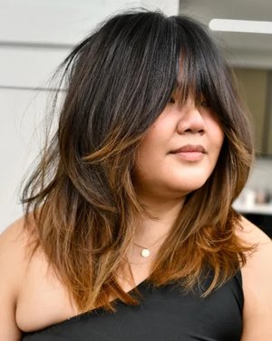 تسريحة Layered Cut with Caramel Ombre.jpg