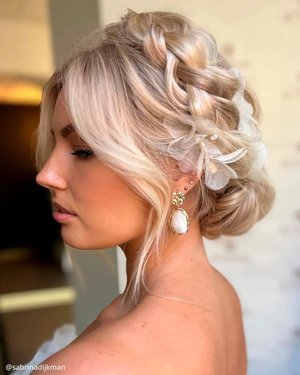 تسريحة Braided Crown Updo.jpg