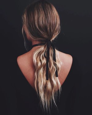 تسريحة Beach Waves and Ribbons.jpg