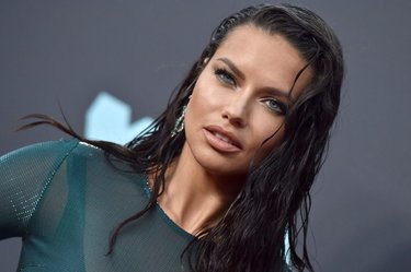 adriana lima.jpeg