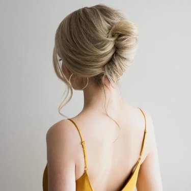 تسريحة Twisted Bun.jpg
