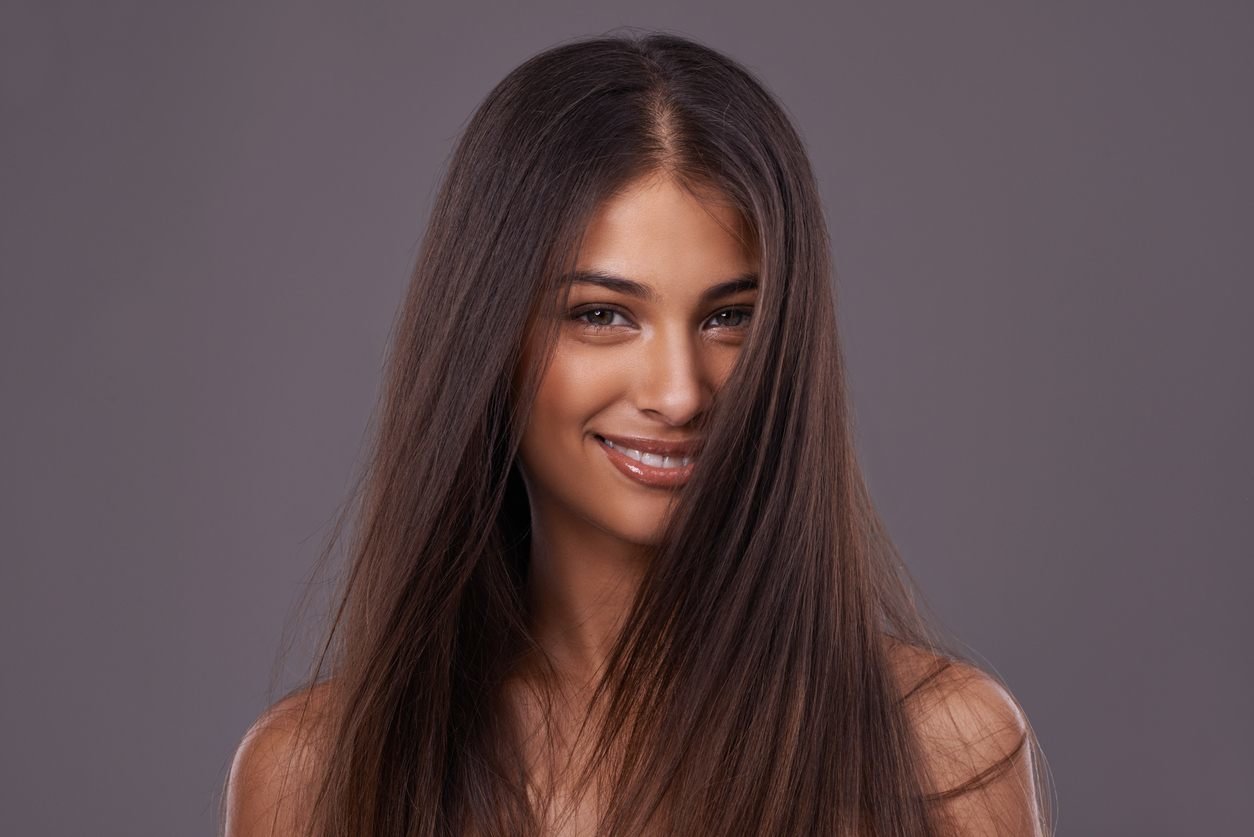 تسريحة Middle Part Cute Hairstyles.jpg