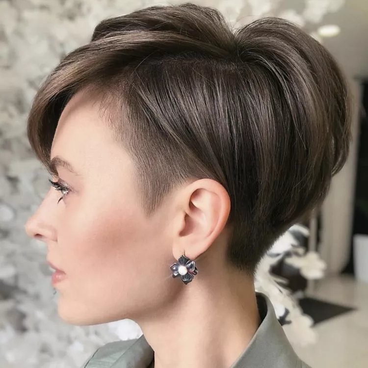 تسريحة Subtle Undercut Crop.jpg