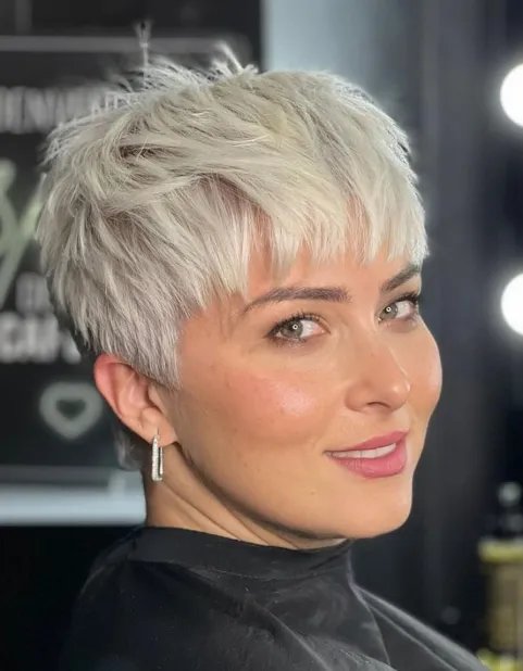 تسريحة Textured Bangs.jpg