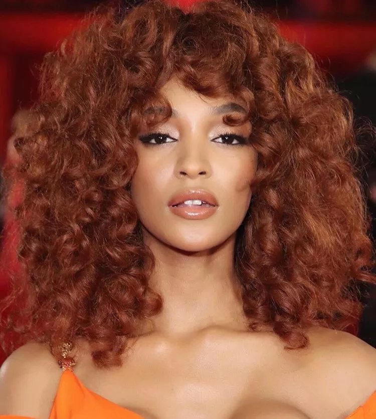 Deep Copper مع Jourdan Dunn.jpg