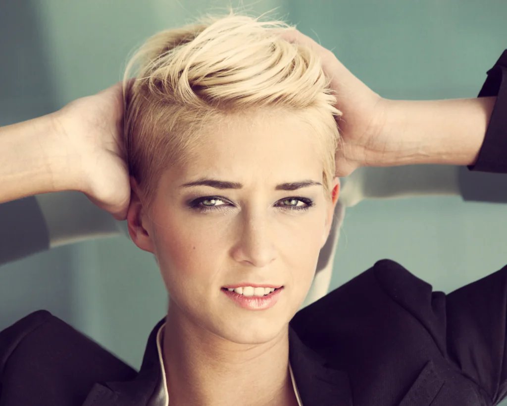 تسريحة Textured Pixie Cut.jpg