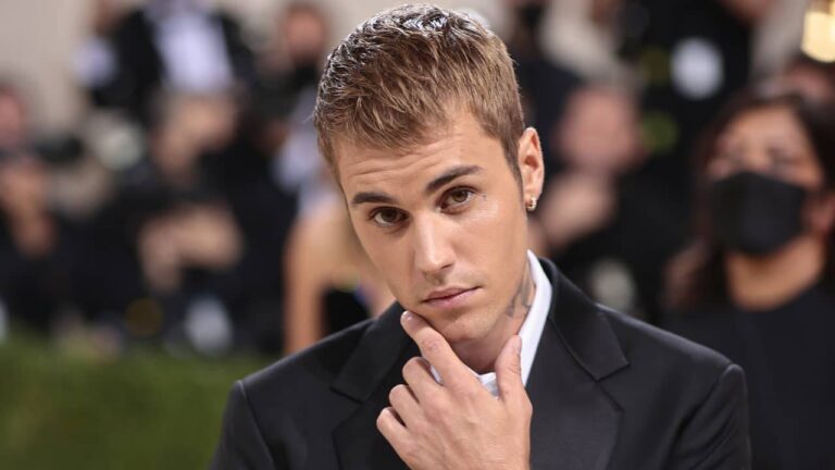 جاستن بيبر وهو صغير