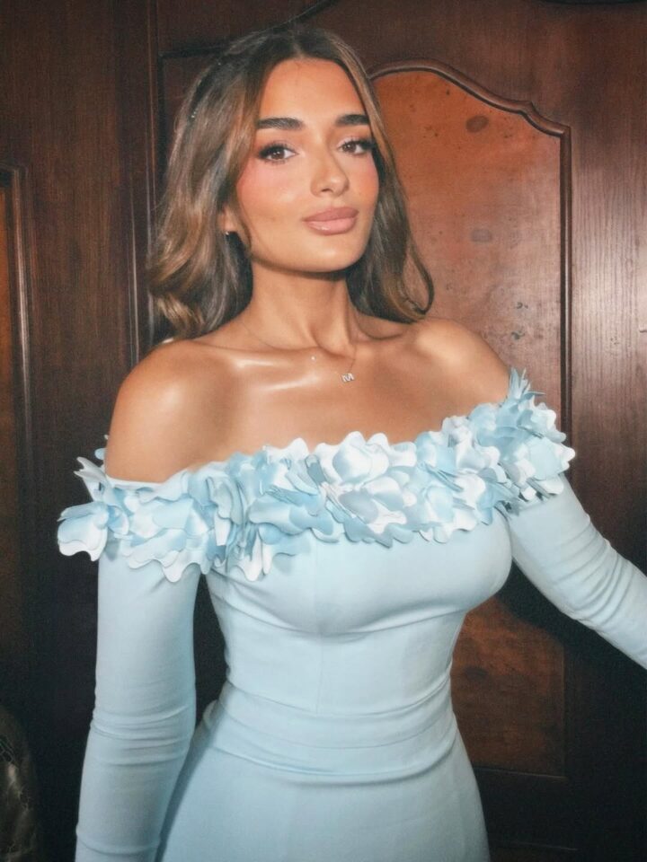 ملك أحمد زاهر تعود بعد صدمة المرض بإطلالة ساحرة!