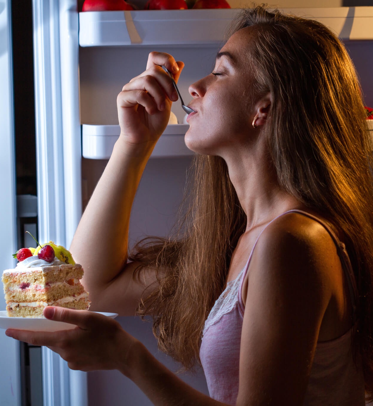 ما تفسير اكل حلوى للعزباء في عالم الاحلام؟