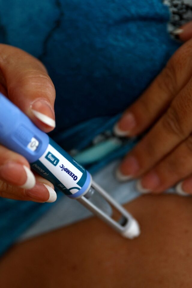 ابر التنحيف اوزمبك: بين الفعالية الطبية وتغير نمط الحياة