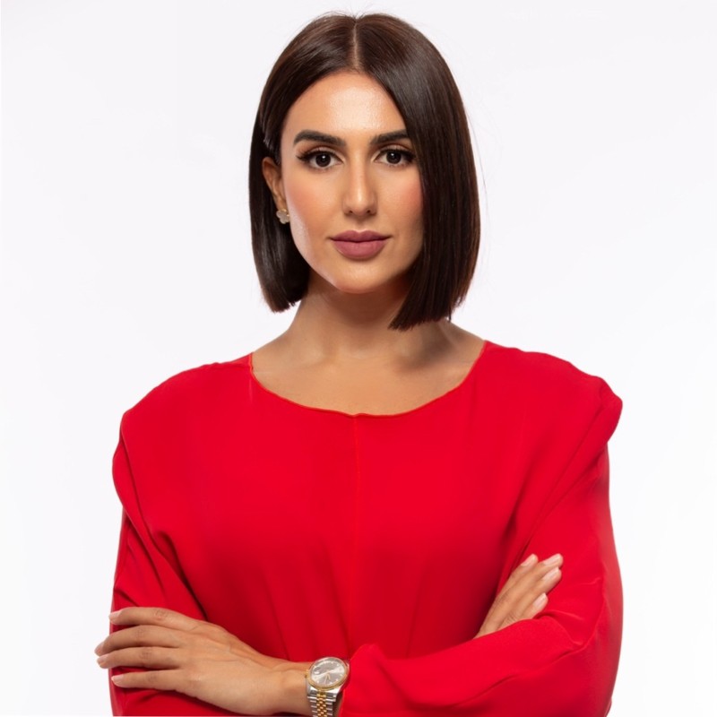 Bioniq فيتامينات ومكملات غذائية للنساء مُصمّمة حسب احتياجات كل جسم ومقابلة مع Banafsheh Salmani التي تقف وراءها