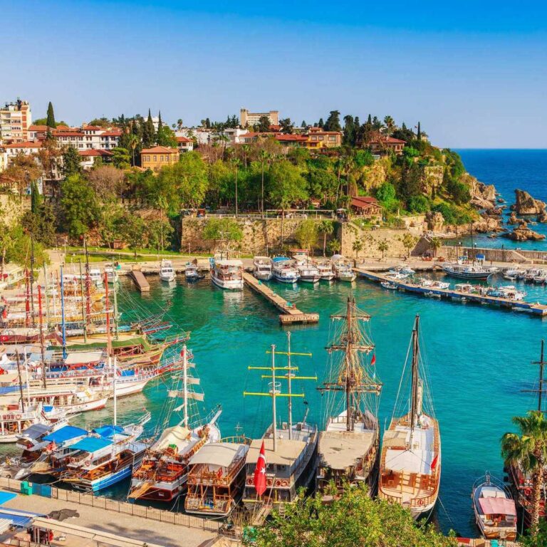 رحلة إلى اكثر مدينة سياحية في العالم: جمال لا ينام!