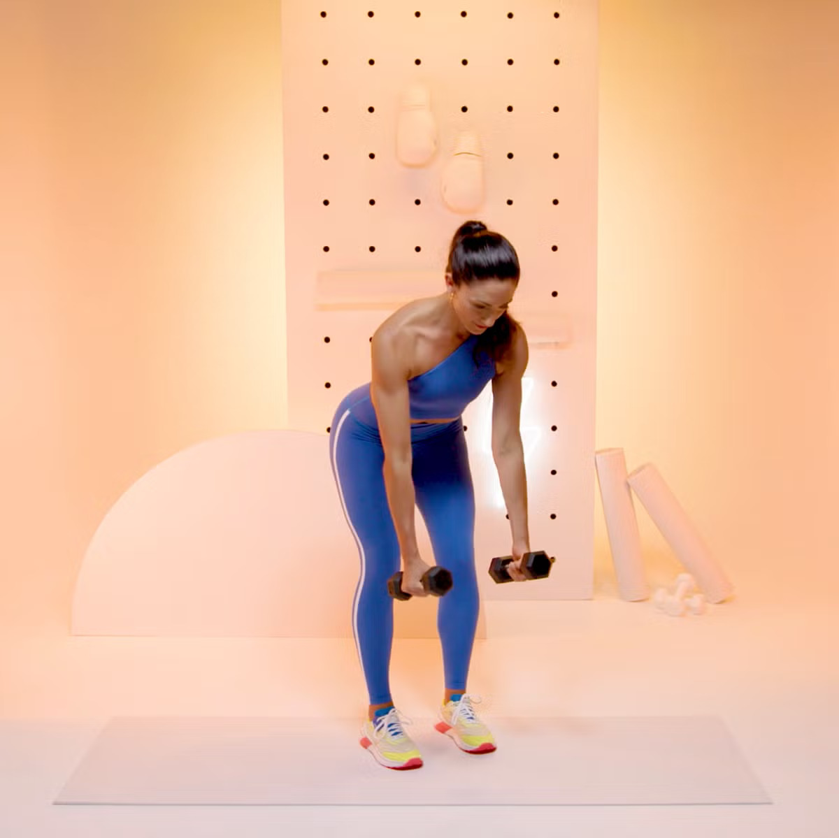 تمارين اسفل الظهر ب5 دقائق يومياً لتقوية العضلات!