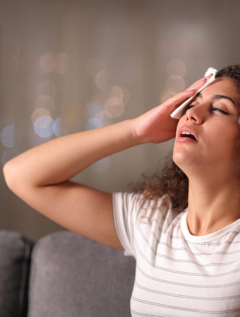 أسباب التعرق بدون مجهود التي يجب على كل امرأة معرفتها!