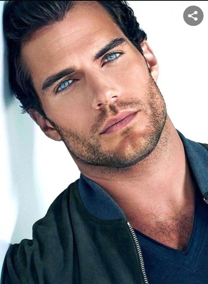 أهم علامات الجمال للرجل التي تجذب الأنظار!