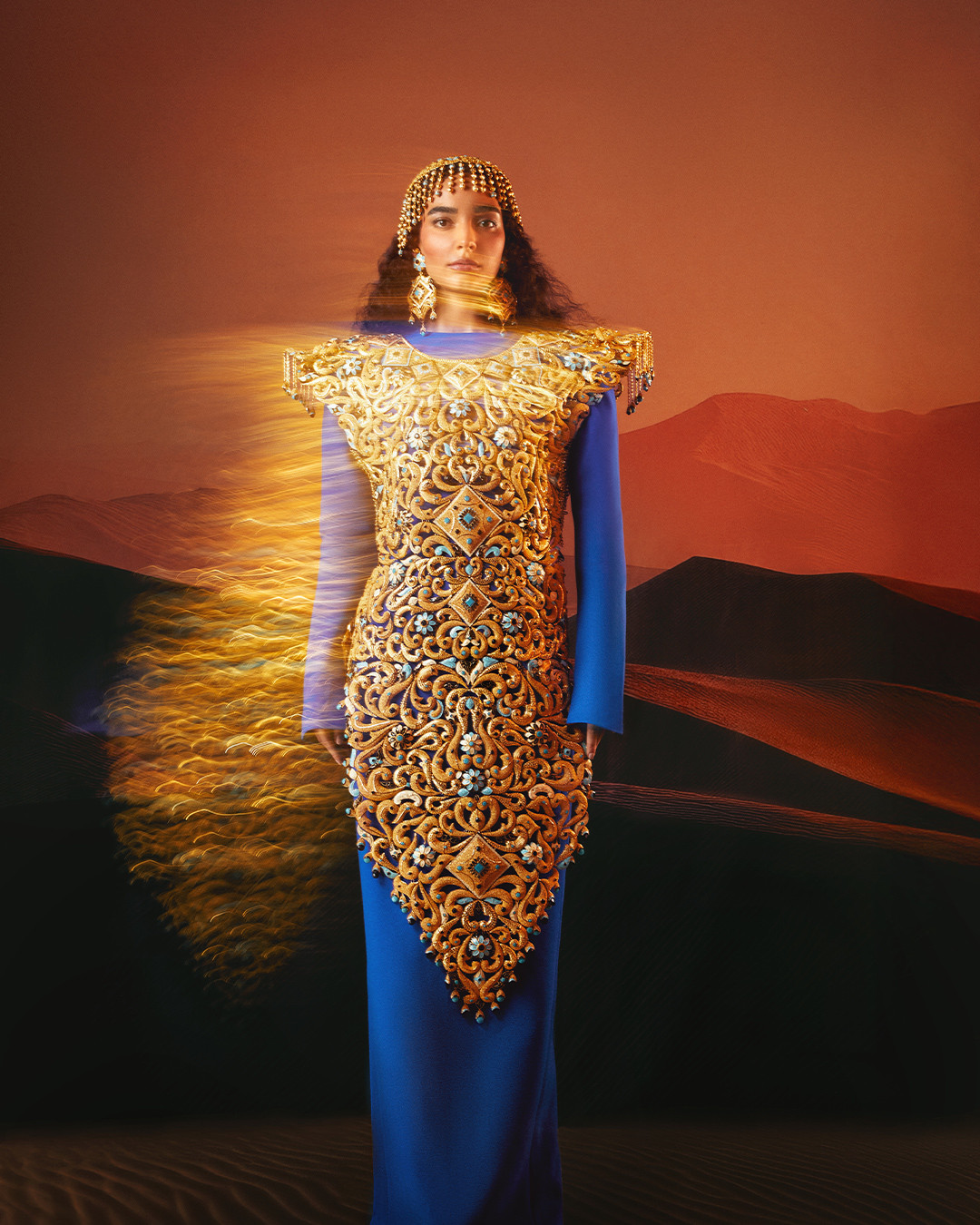 فستان دبي الذهبي يدخل موسوعة غينيس!