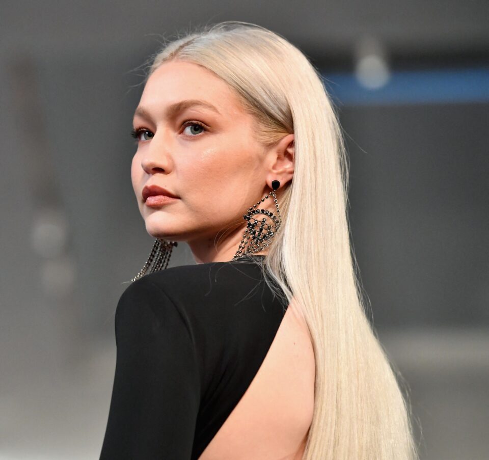 جيجي حديد تكشف سر حلمها الضائع مع ديزني