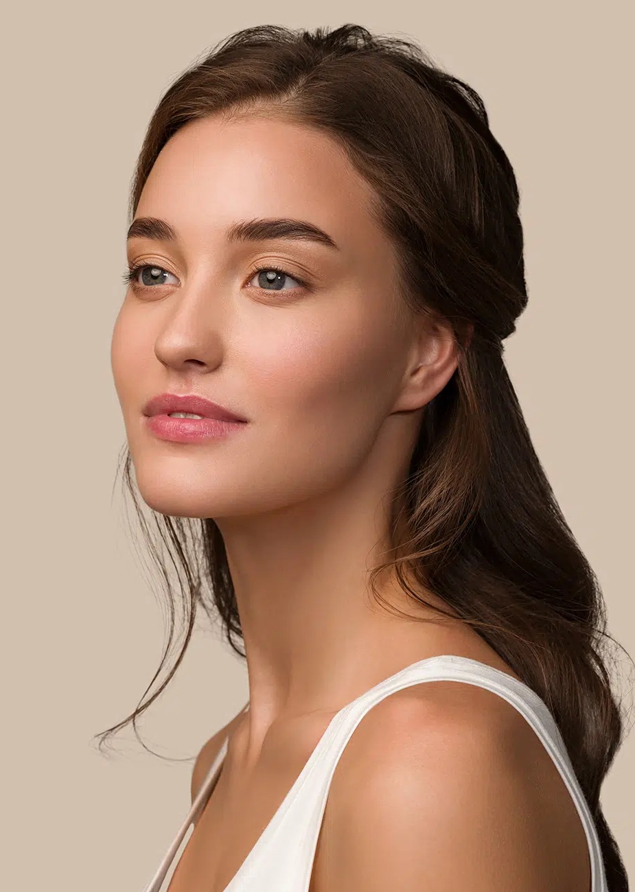 كيف غيّرت تجربتي مع الصمغ العربي للبشرة روتيني الجمالي؟