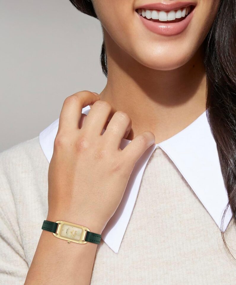 ساعة كوتش جلد