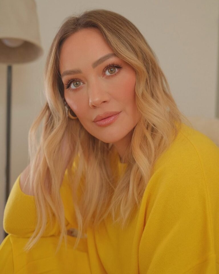 Hilary Duff تعود إلى الساحة الغنائية ومعها أجمل الذكريات