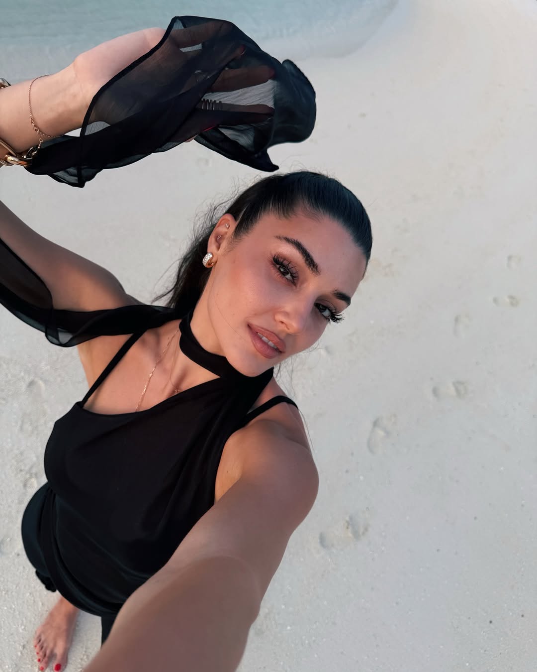 باريش أردوتش يعلّق على انفصال هاندا أرتشيل عن خطيبها