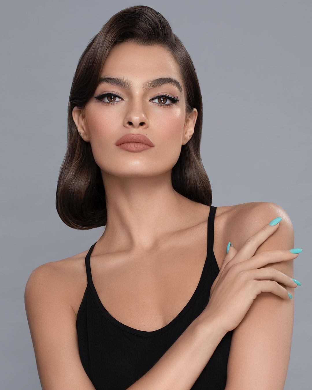 صفات برج العذراء انثى: مزيج من العقلانية والنعومة!