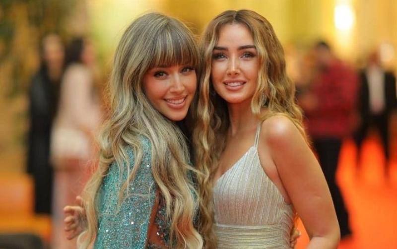 فرح مع شقيقتها هنا الزاهد