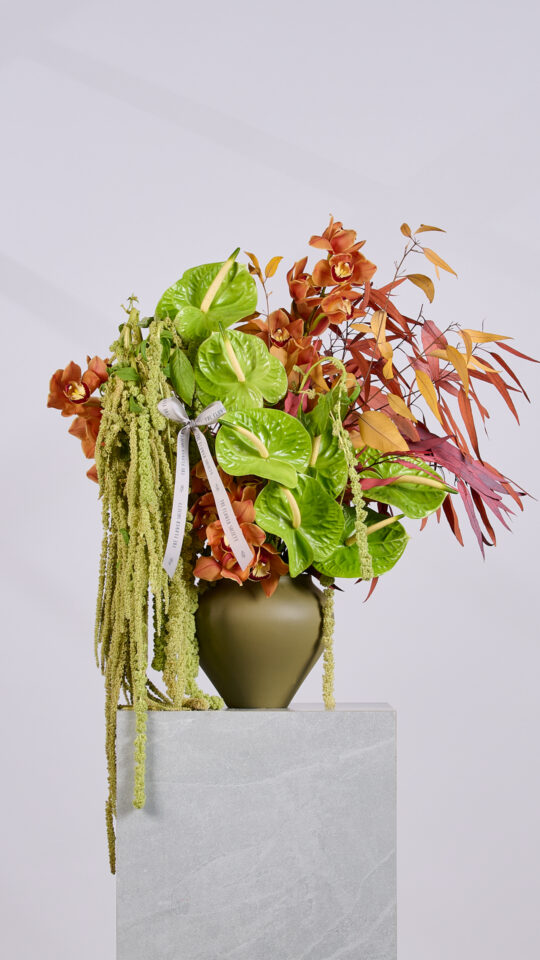 استقبلي الخريف بأناقة مع The Flower Society