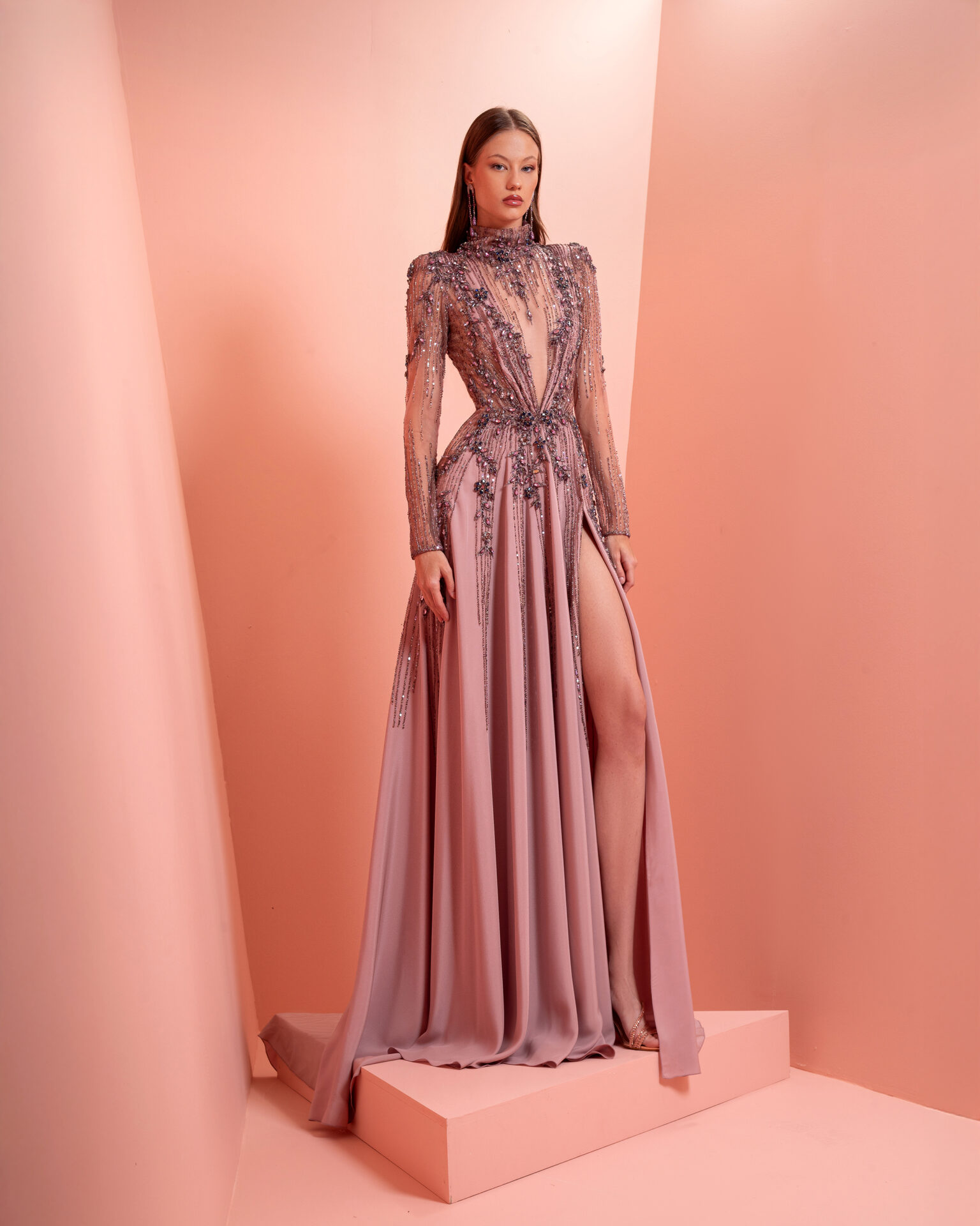 المصممون اللبنانيون يبدعون في أسبوع الموضة في باريس