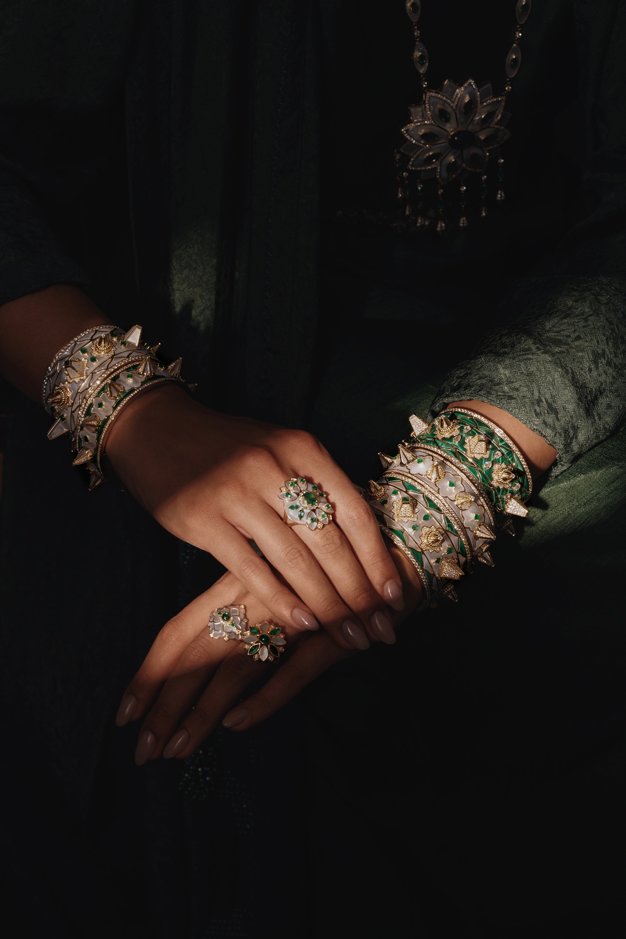 مجوهرات من مجموعة ارث