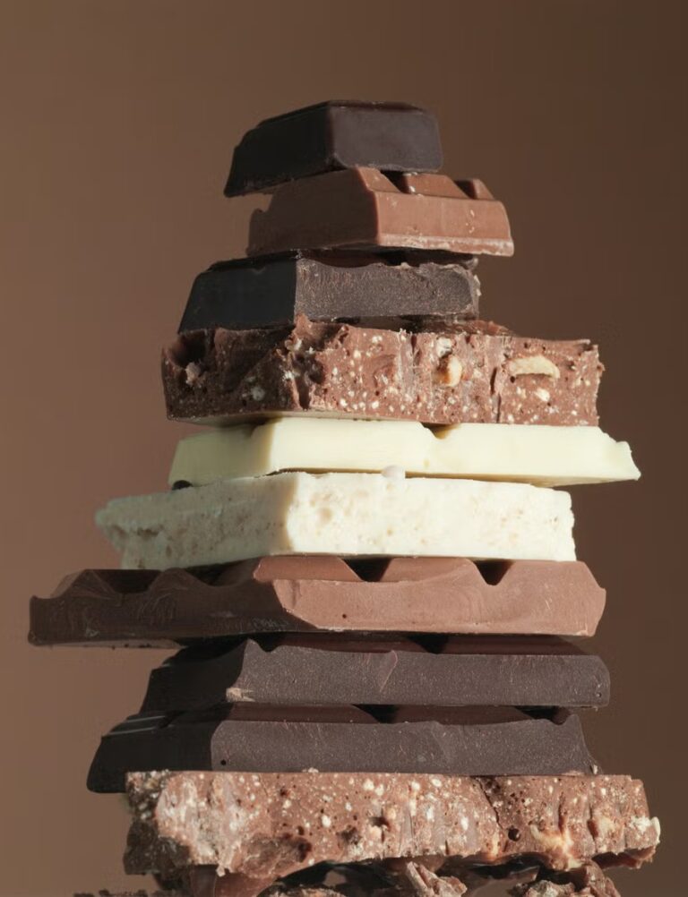 انواع الشوكولاته ومكوناتها: ما الذي يميز كل نوع؟
