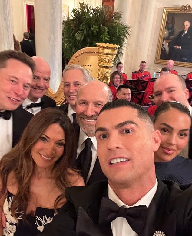 جورجينا رودريغيز وكريستيانو