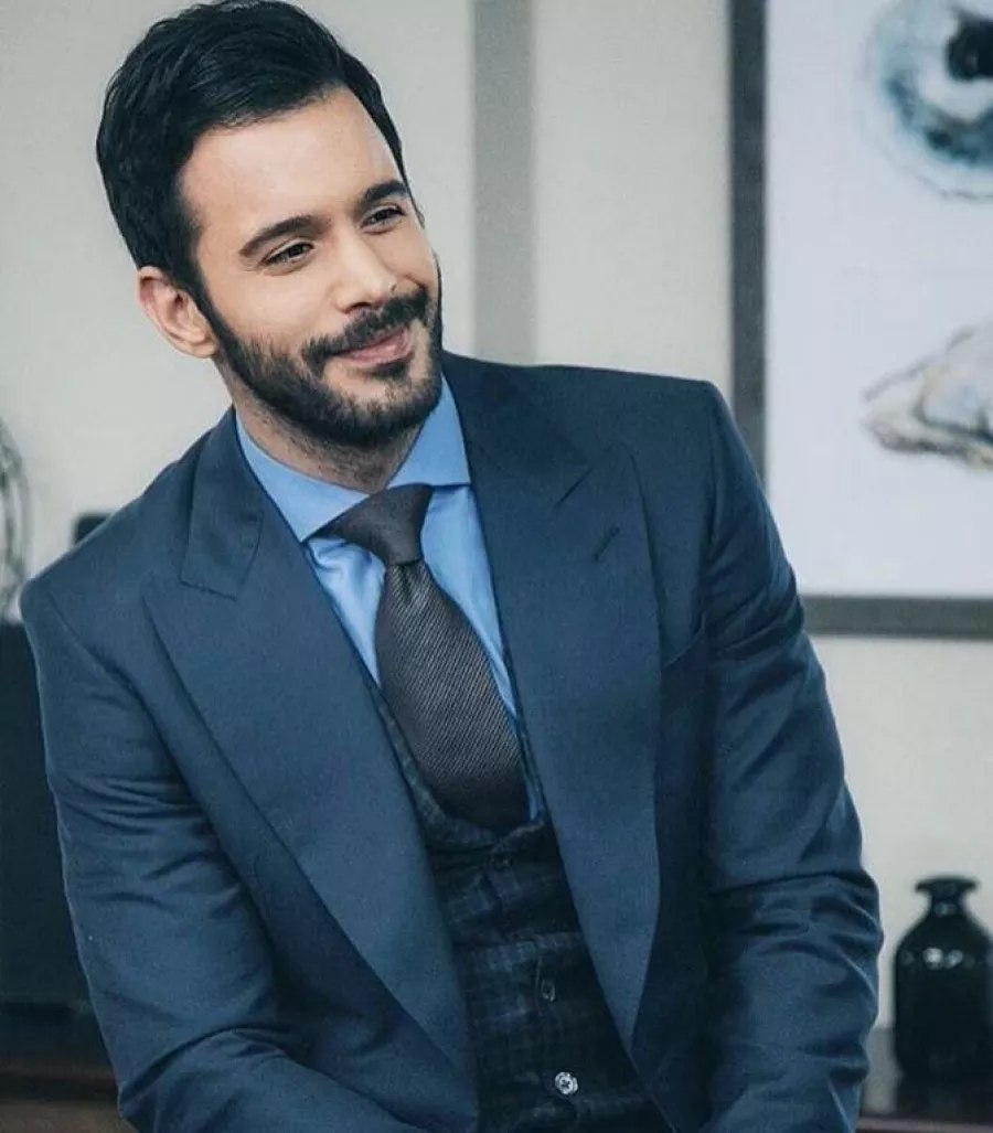 أخبار باريش أردوتش وزوجته هزّت الوسط الفني!