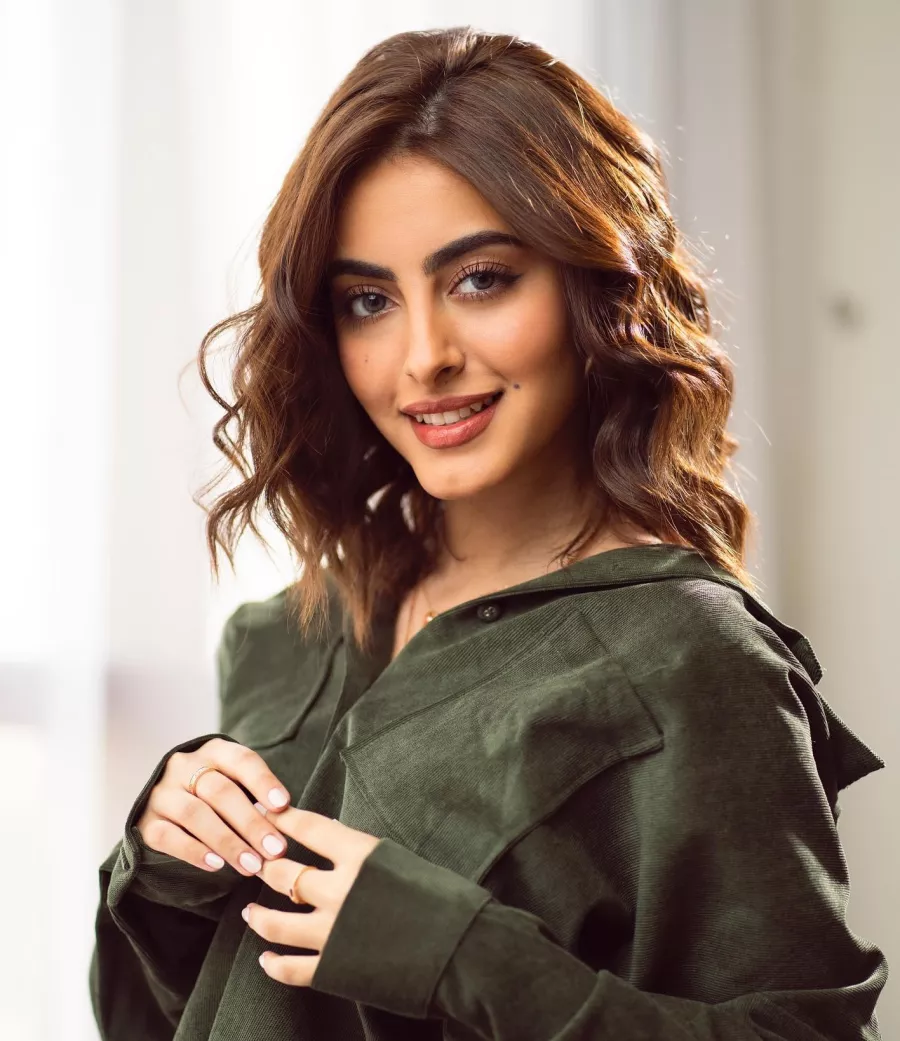 مزيج من الجمال والحضور والموهبة