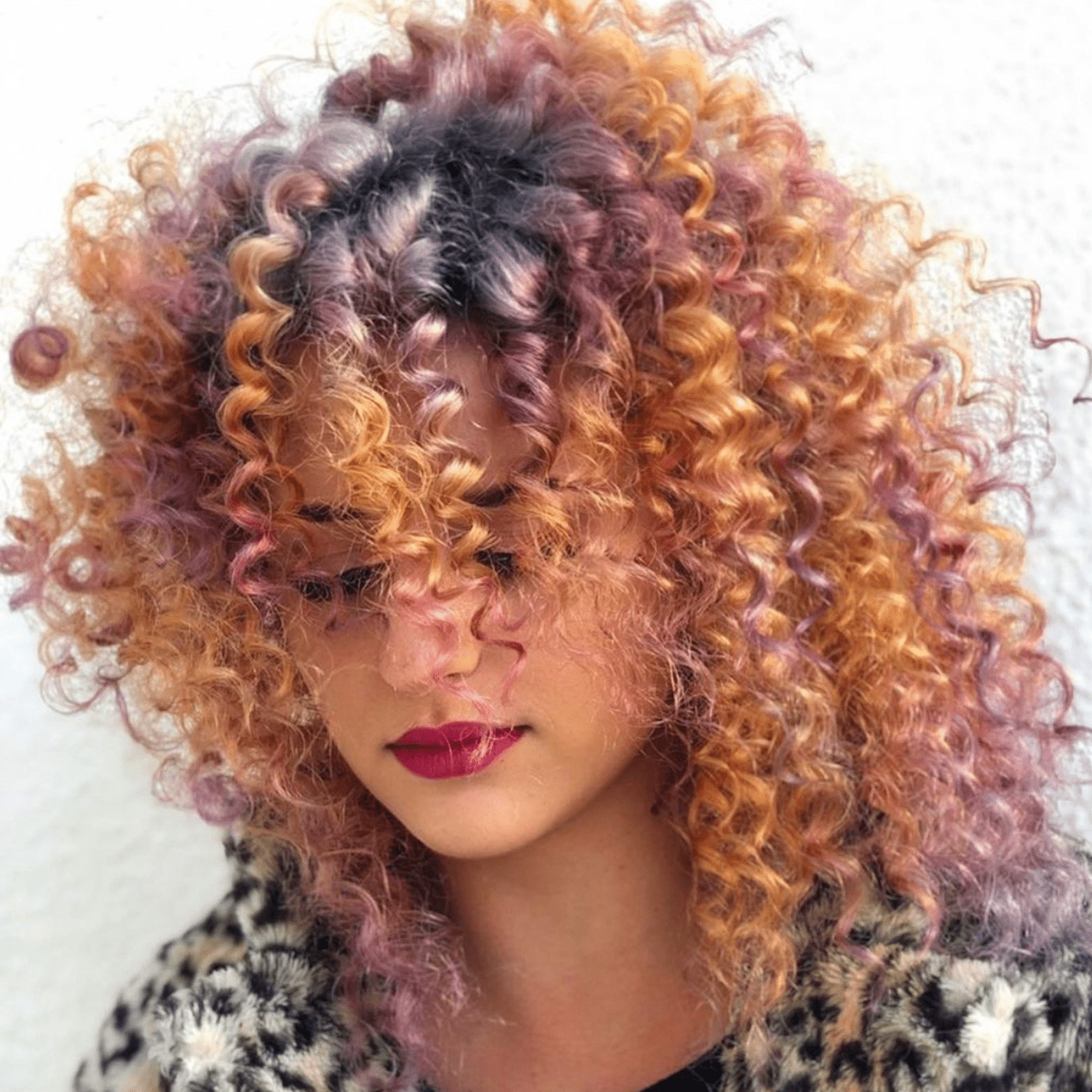  جمال قصة فراوله مدرج ومجعد