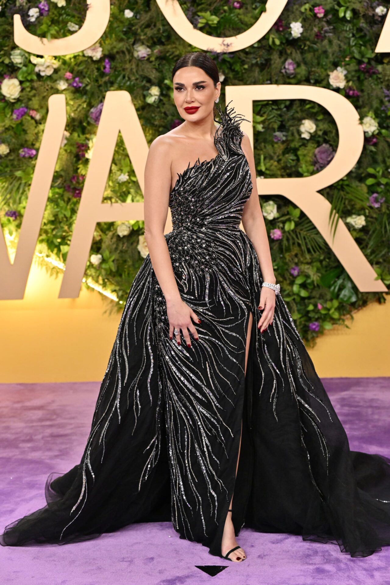 صورة لسيرين في جوي أوورد