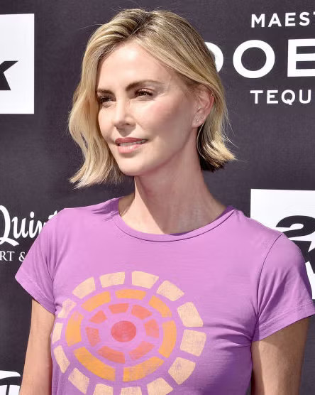 قصّة بوب بتموجات منحوتة