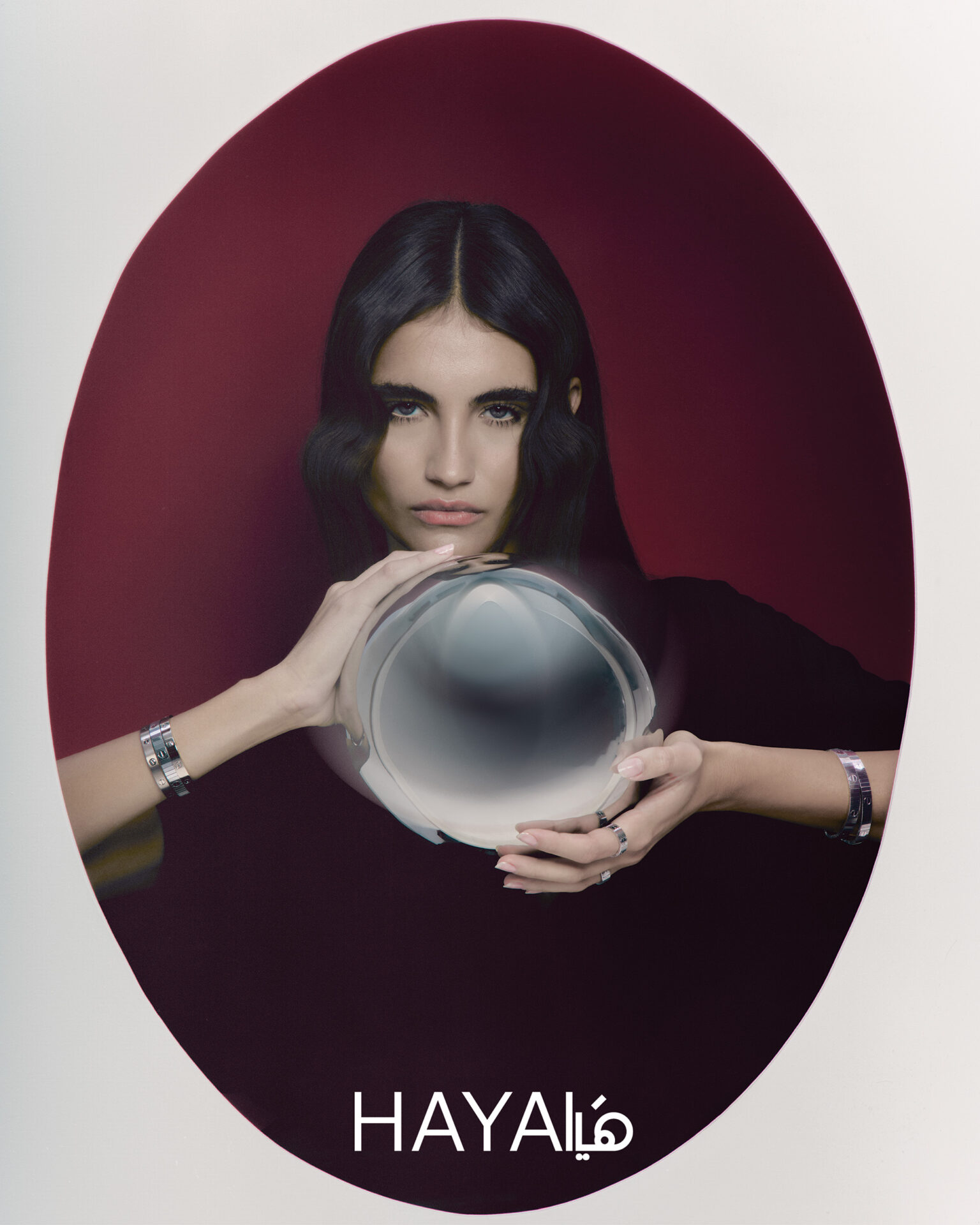 Love Light & Luxury احدث جلسة تصوير بمجوهرات Cartier