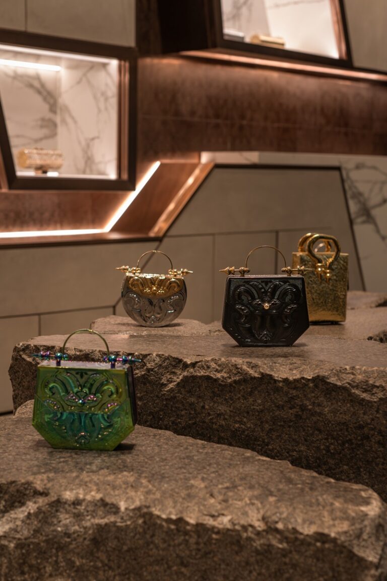 بين التراث والحِرفة: OKHTEIN وعزة فهمي تحتفيان بالإبداع المصري في المتحف المصري الكبير