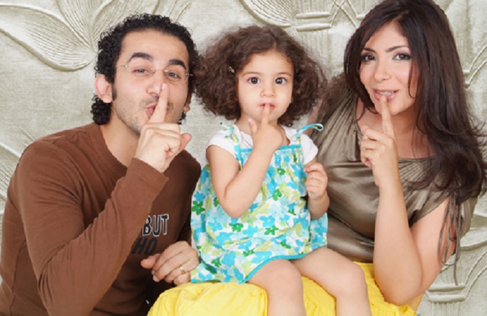 عائلة منى زكي