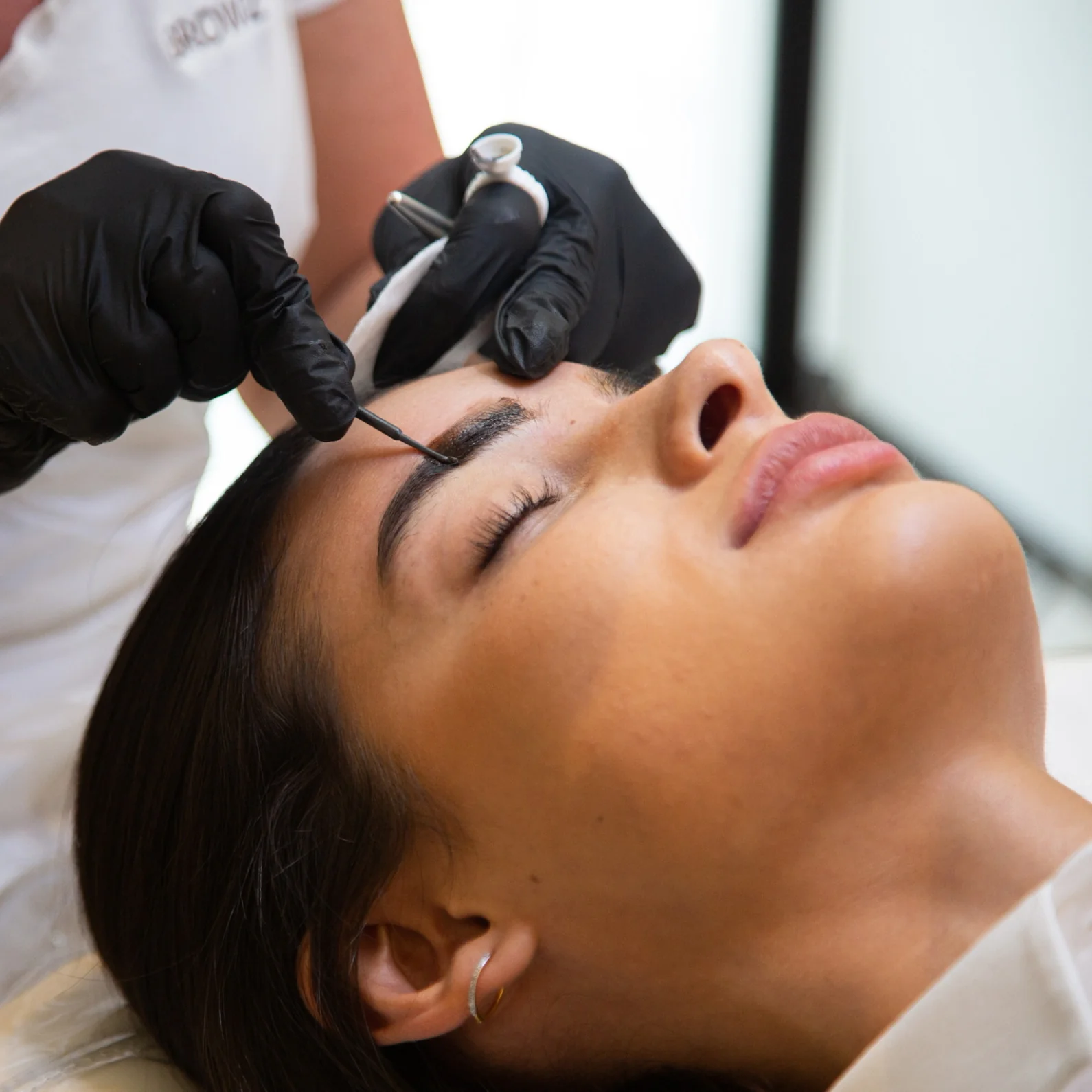 تطبيق اللون