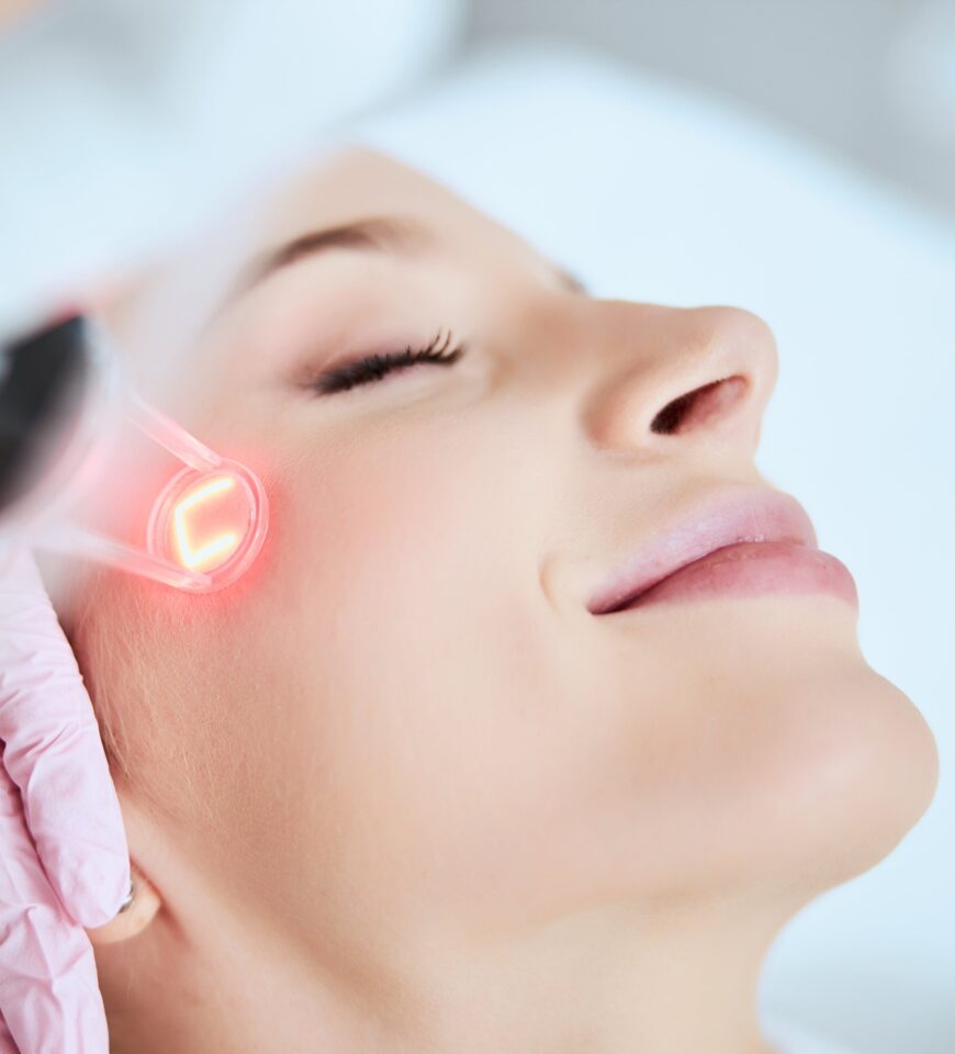 ليزر فراكشنال للندبات... خيار فعال لتجديد مظهر البشرة!