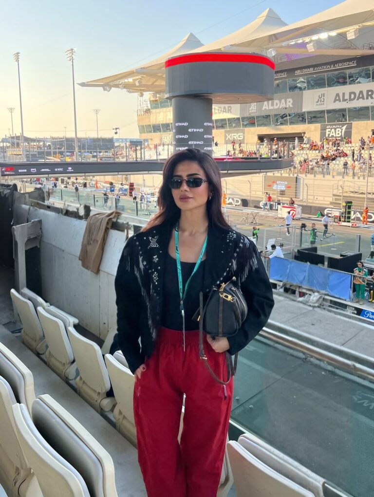 أفضل الإطلالات من أجواء سباق الفورمولا 1 في أبوظبي
