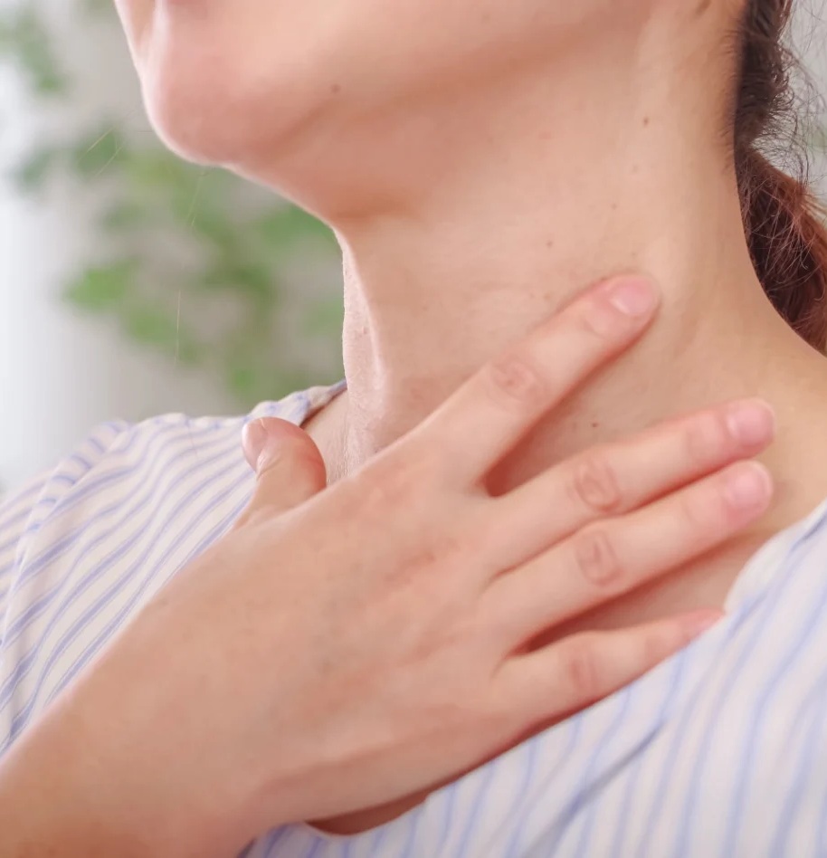 تصبغات الرقبة: الأسباب، طرق العلاج، ووسائل الوقاية!