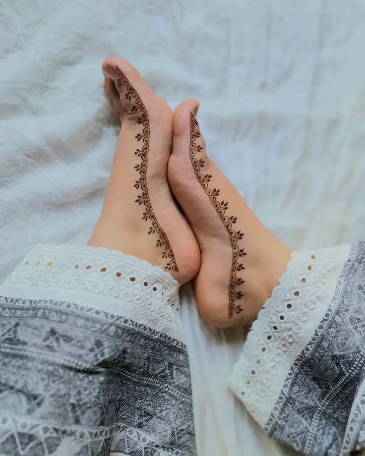 نقس للرجلين جذاب على الجانب