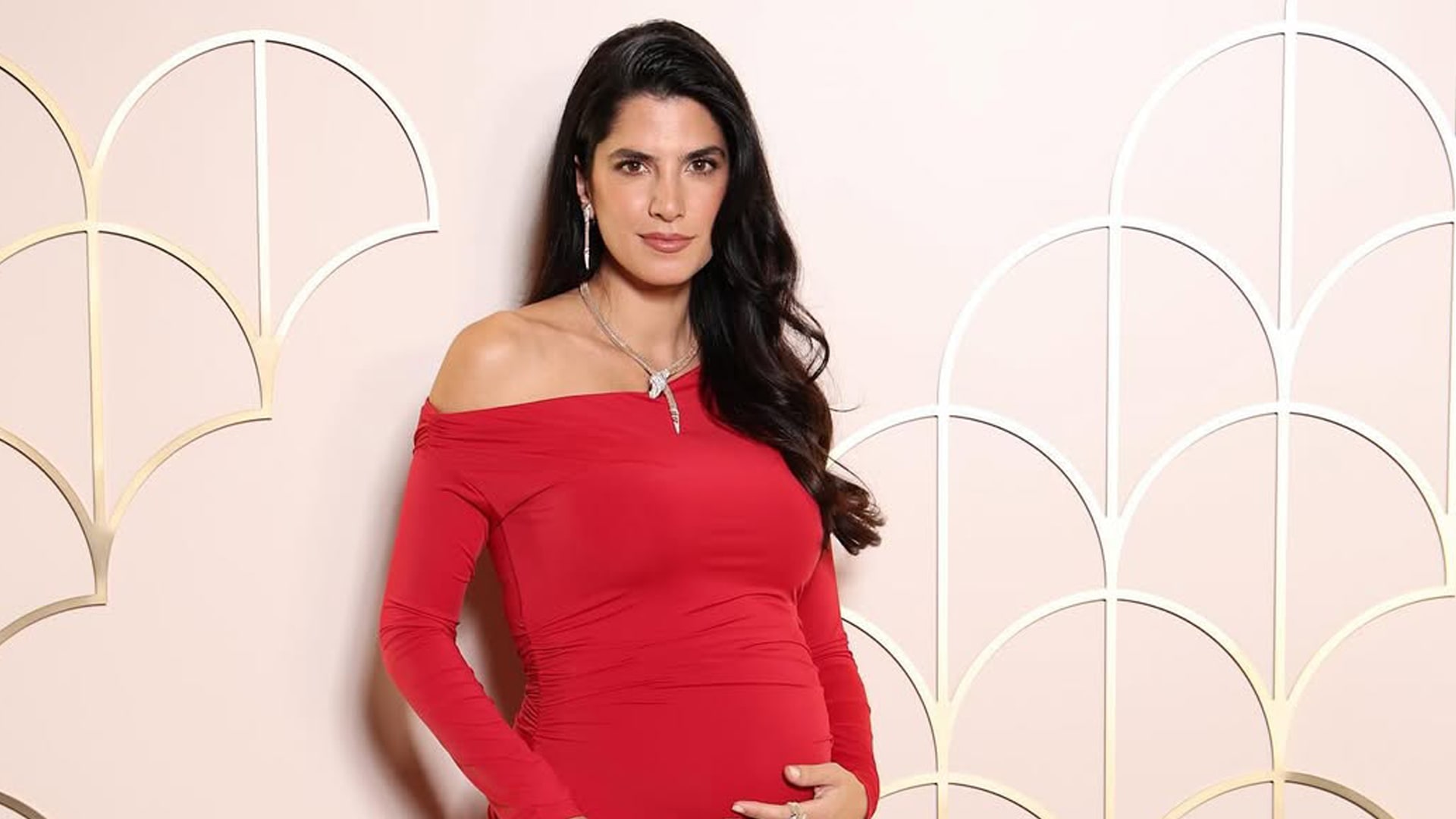 كارمن بصيبص ومولودها الاول المنتظر